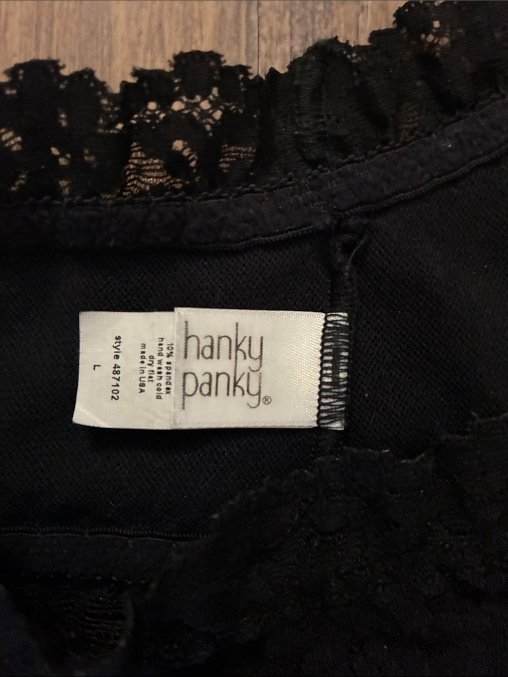 NWOT Hanky Panky Black Lace Strapless Bandeau. Size Large. - Picture 2 of 4